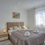 Monika&jozsef Guest house 3*