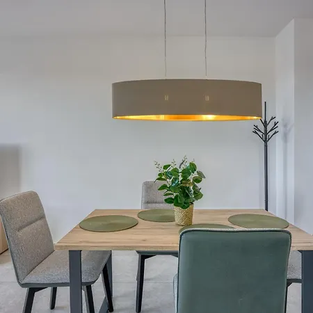 Monika&jozsef Πανσιόν Πόρετς